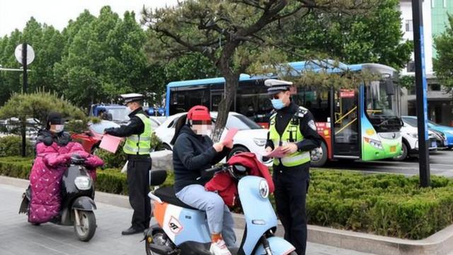 有“5不能”新要求别被罚了才知道2025年2月起执行电动车上路(图4)